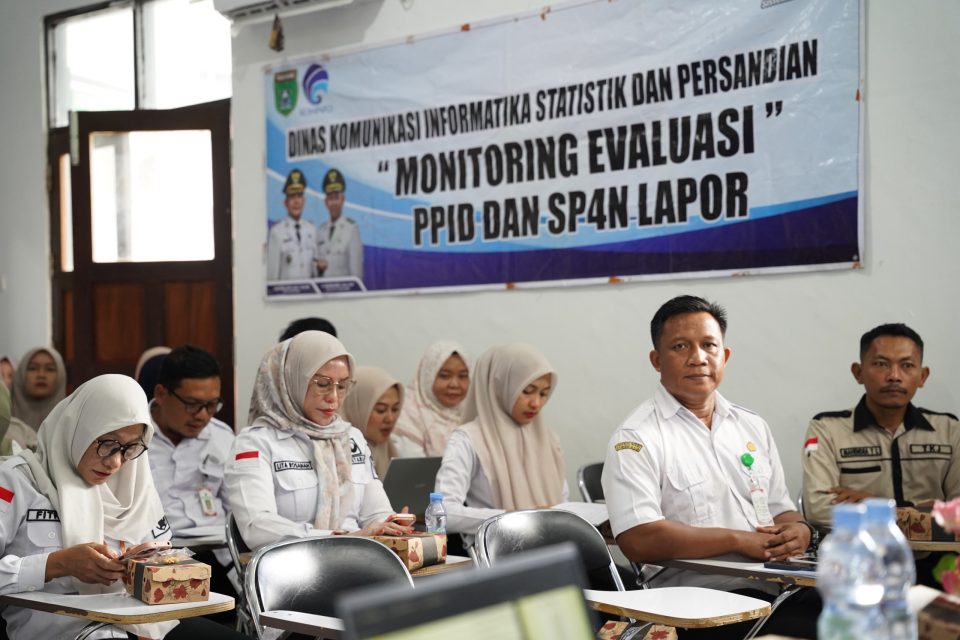 Diskominfo SP Tanbu Gelar Monev PPID dan SP4N-LAPOR! untuk Tingkatkan Layanan Informasi dan Pengaduan Publik