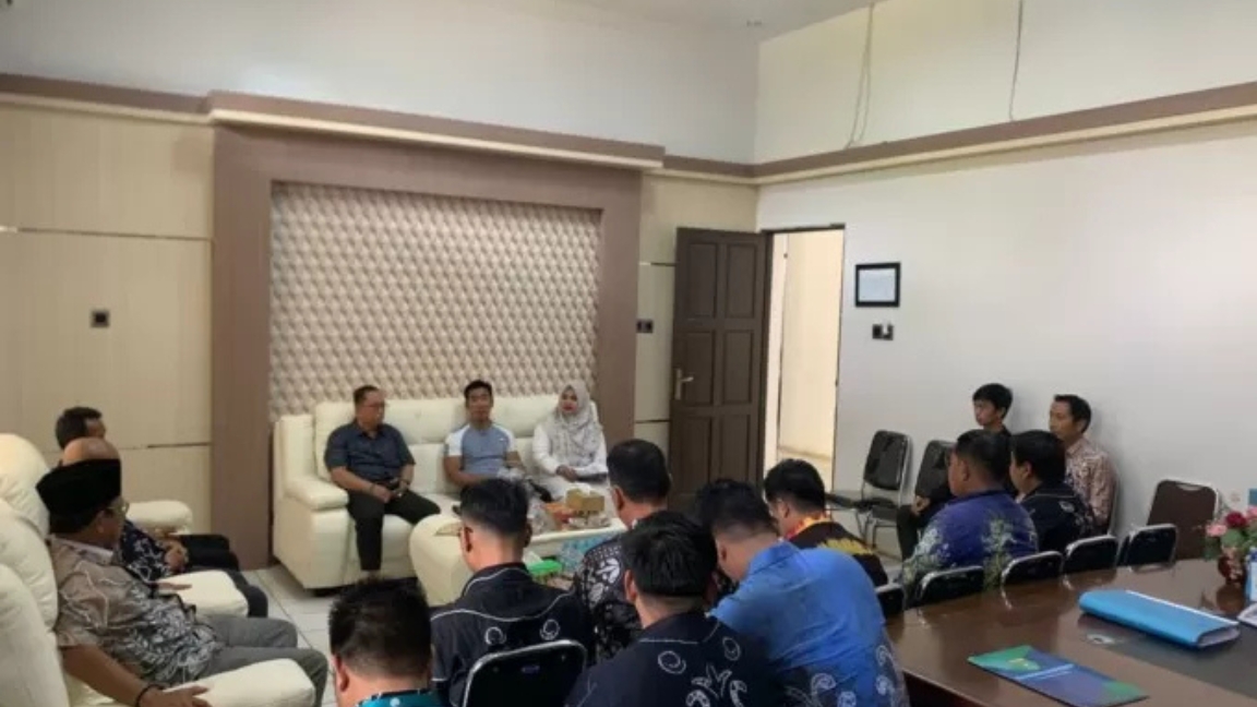 DPRD dan Diskominfo Tapin Kunjungi Tanah Bumbu Bahas Sinyal Blank Spot