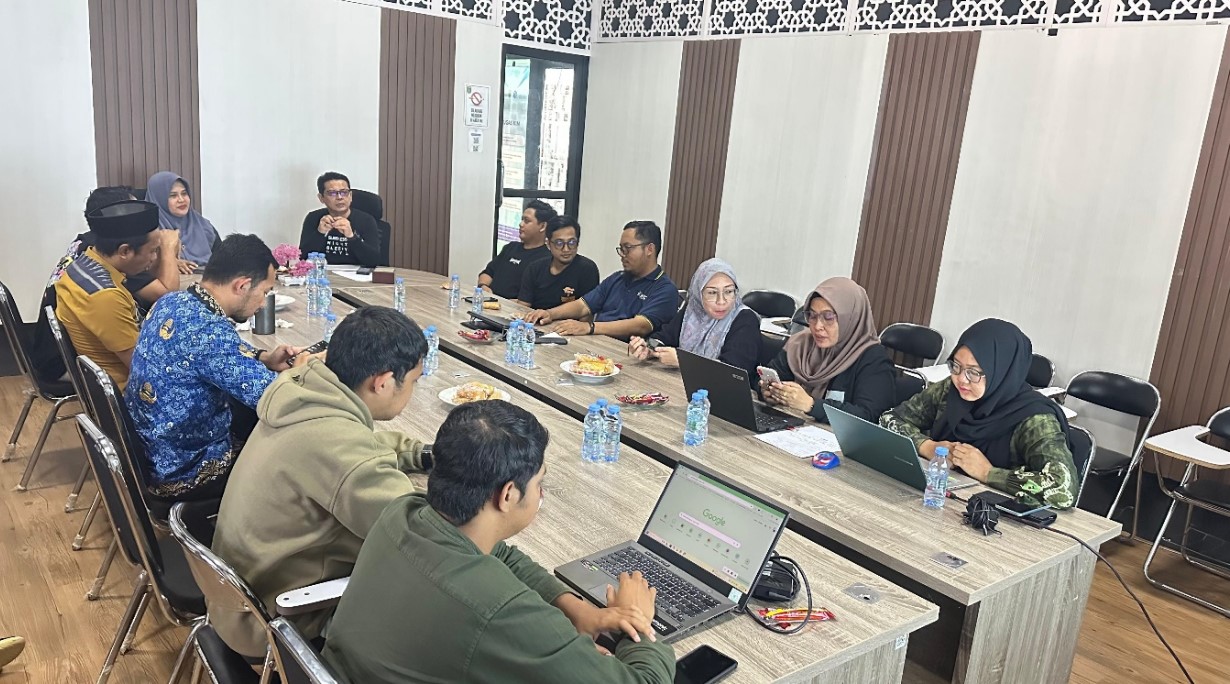 Diskominfosp Tanah Bumbu Gelar Rapat Bersama Tim Pengelola Pusat Data
